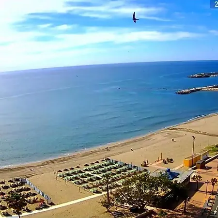 1 Linea De Playa Paseo Maritimo Apartment *