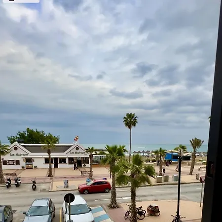 1 Linea De Playa Paseo Maritimo *
