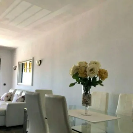 1 Linea De Playa Paseo Maritimo Apartment